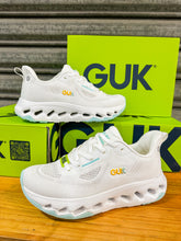 Cargar imagen en el visor de la galería, GUK blancos
