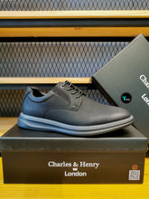 Cargar imagen en el visor de la galería, Charles &amp; Henry London
