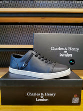 Cargar imagen en el visor de la galería, Charles &amp; Henry London
