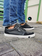 Cargar imagen en el visor de la galería, Ecko zapatilla negro
