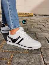 Cargar imagen en el visor de la galería, Jordache White
