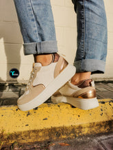 Cargar imagen en el visor de la galería, Jordache olive
