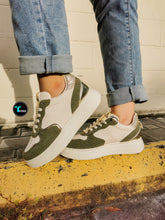 Cargar imagen en el visor de la galería, Jordache olive
