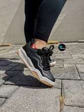 Cargar imagen en el visor de la galería, Airwalk Negro
