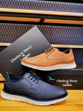 Cargar imagen en el visor de la galería, casual Charles azul camel
