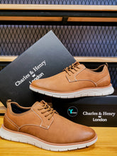 Cargar imagen en el visor de la galería, casual Charles azul camel
