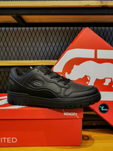 Cargar imagen en el visor de la galería, Zapatilla Ecko full negro y blanco
