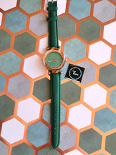 Cargar imagen en el visor de la galería, Reloj Verde
