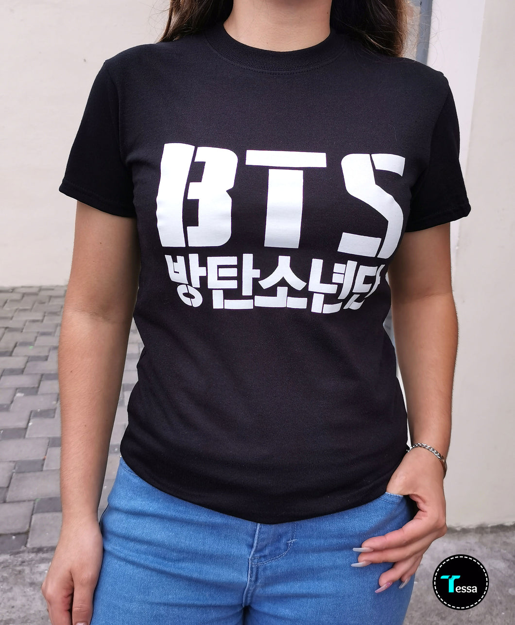 Camiseta negra BTS